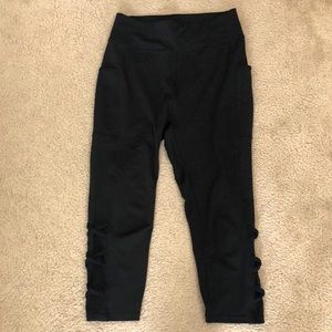 Pop Fit Lily Black Crops